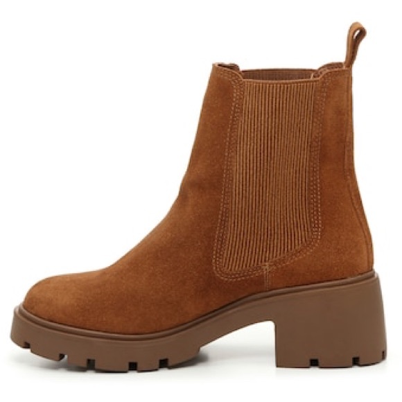 Steve Madden Honored Chelsea Boot - Picture 3 of 11